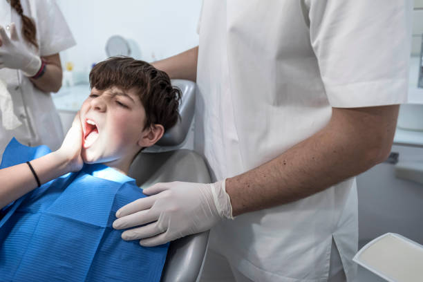 Best Emergency Tooth Extraction in St Charles, MO